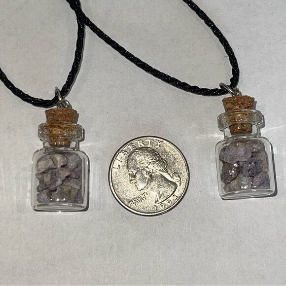 HANDāMINEDĀ LEPIDOLITEāCHIPāBOTTLEāCHARMāNECKLACE - Picture 16 of 16